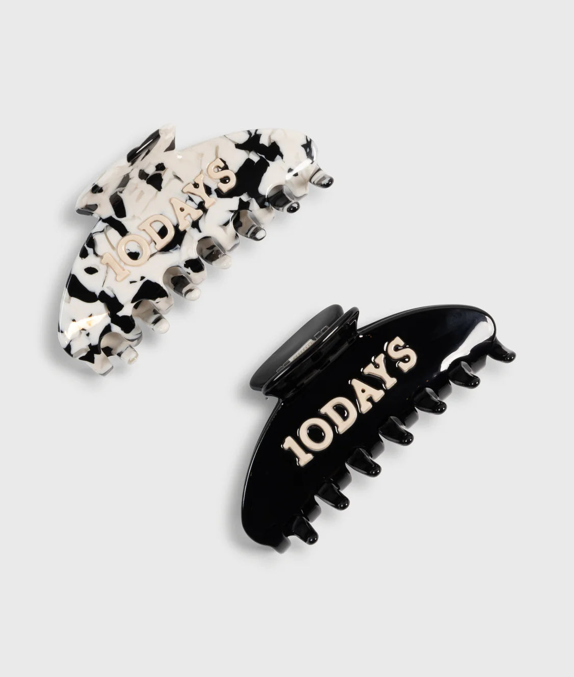 10Days | Hair Claw - Ecru/Black (90-032-9900)