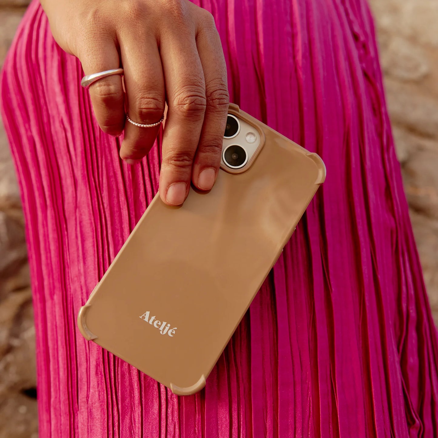 Ateljé | Caramel Recycled IPhone Case - No Rings