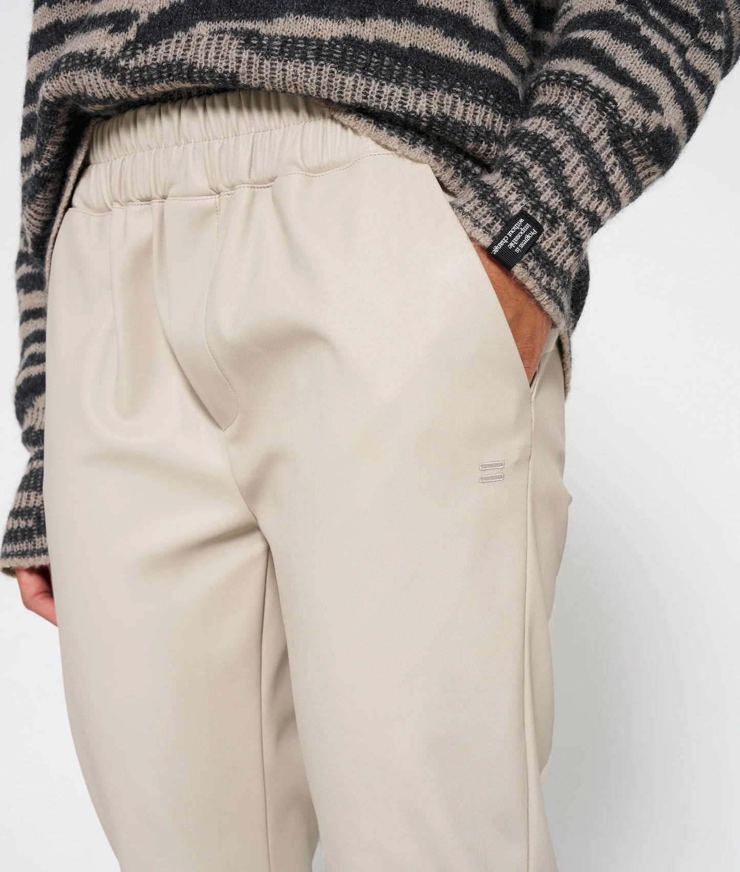 10Days | Leather Look Cropped Jogger