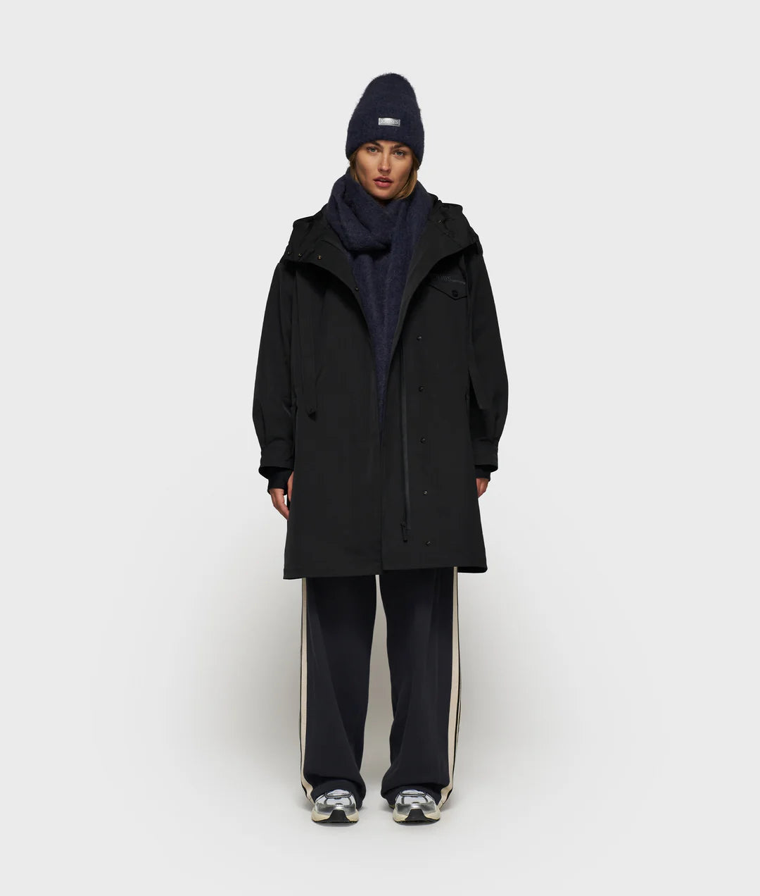 10DAYS | The Famous Raincoat - Black