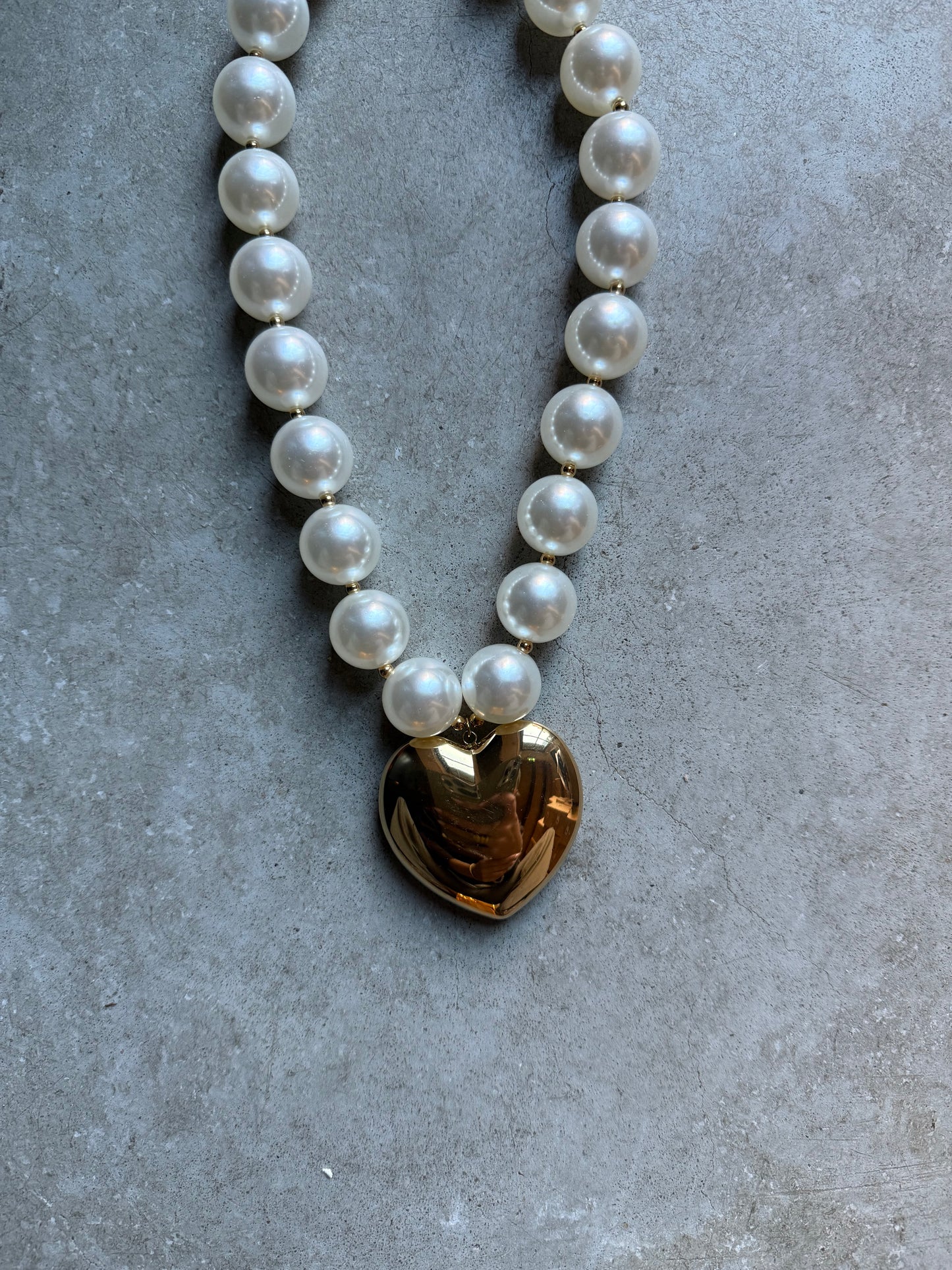 FÍ Sieraden | Grote Parel Ketting Met Hart