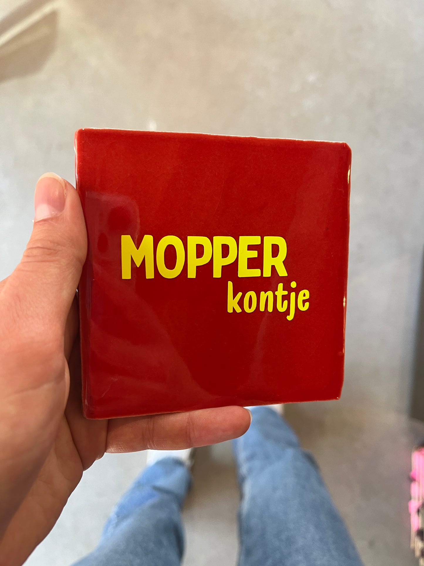 FÍ | Tegeltje (MOPPER kontje)
