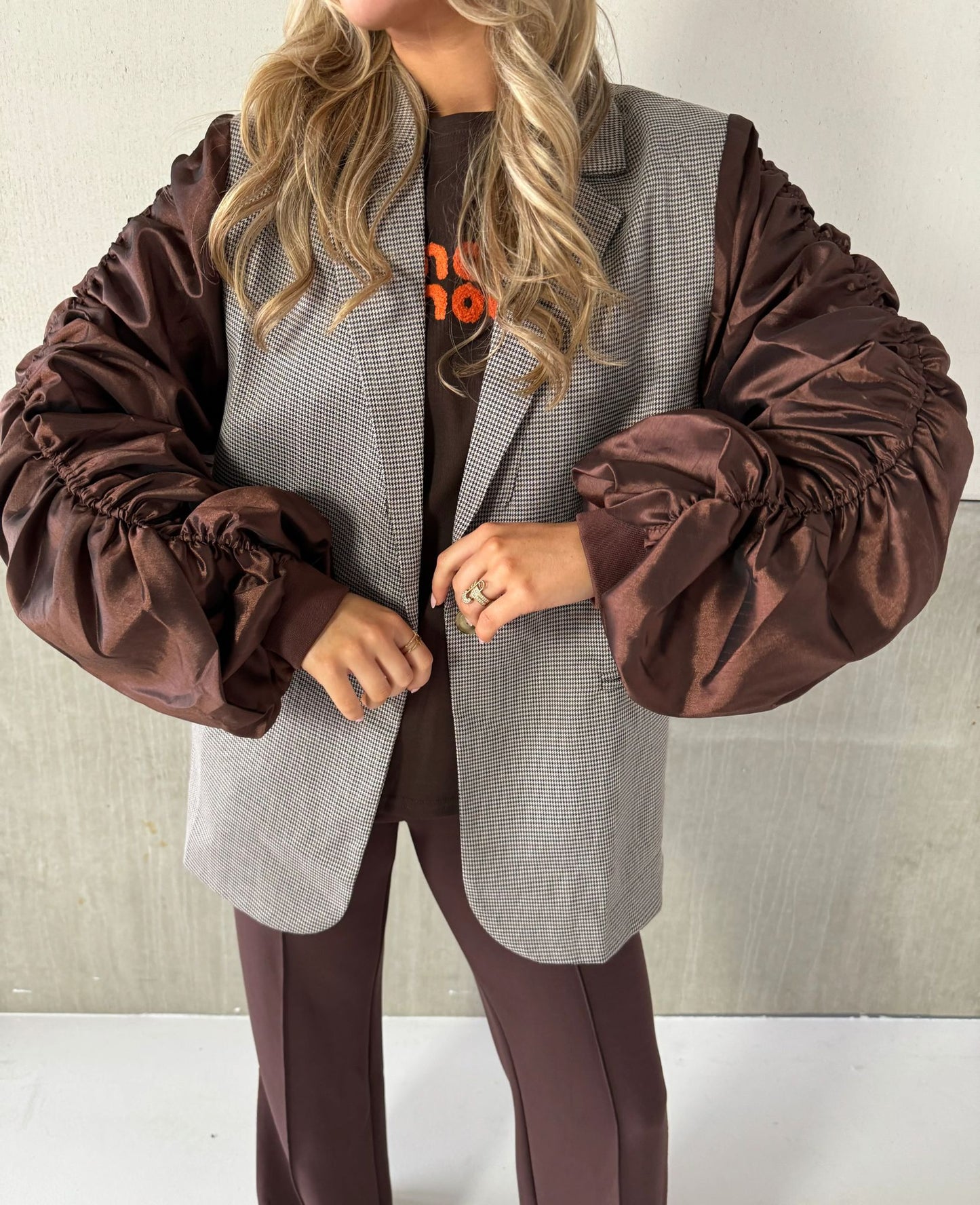 Fí Dokkum | T-shirt Amour Amour - Bruin/Oranje