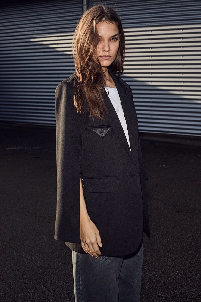 Haute L'amitié | Premiere Hook Blazer - Black
