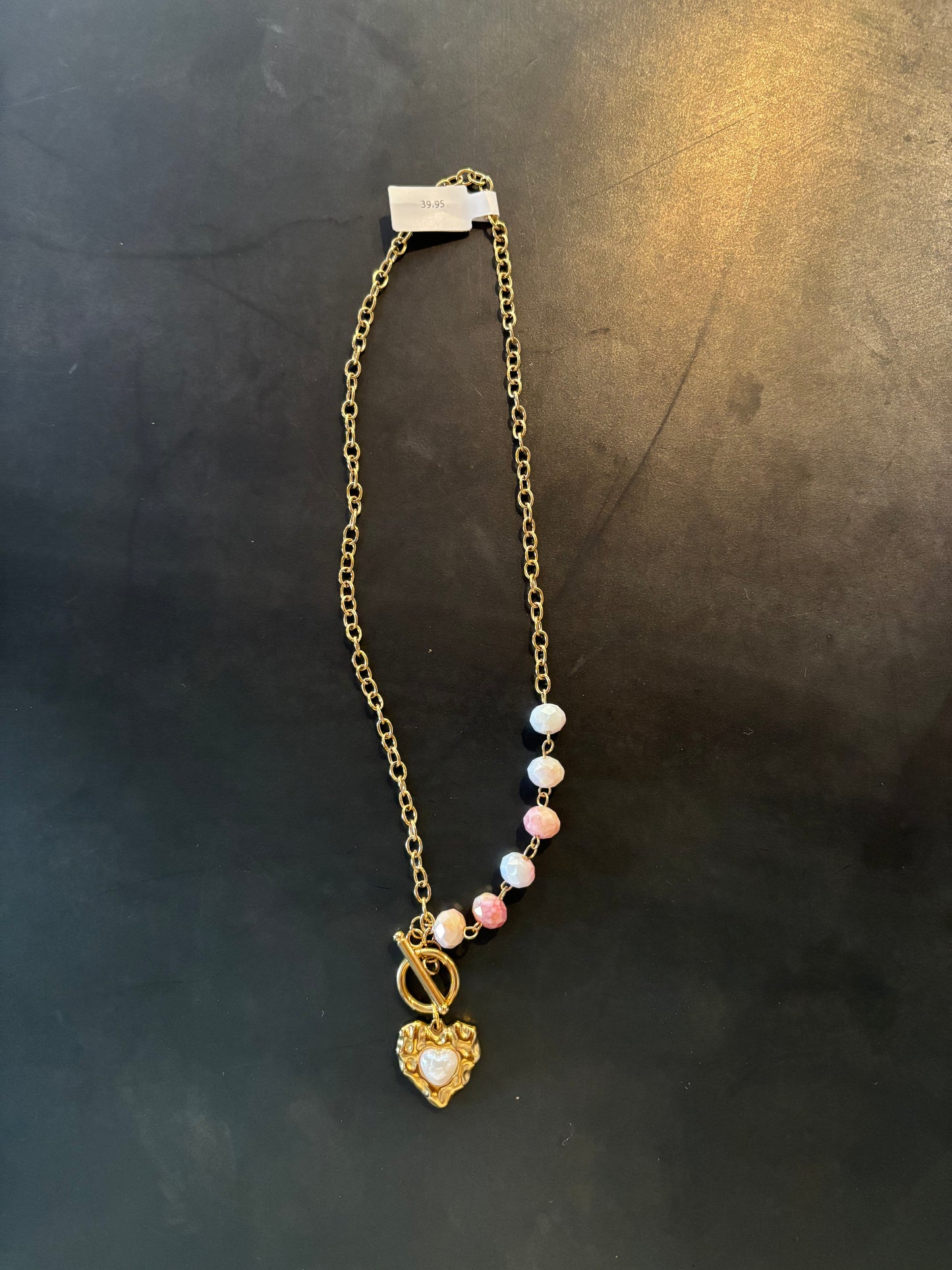 Rocky Rosa | Ketting met steentjes en bedel