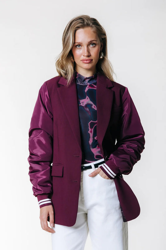 Colourful Rebel | Gemma Contrast Blazer - Merlot Red