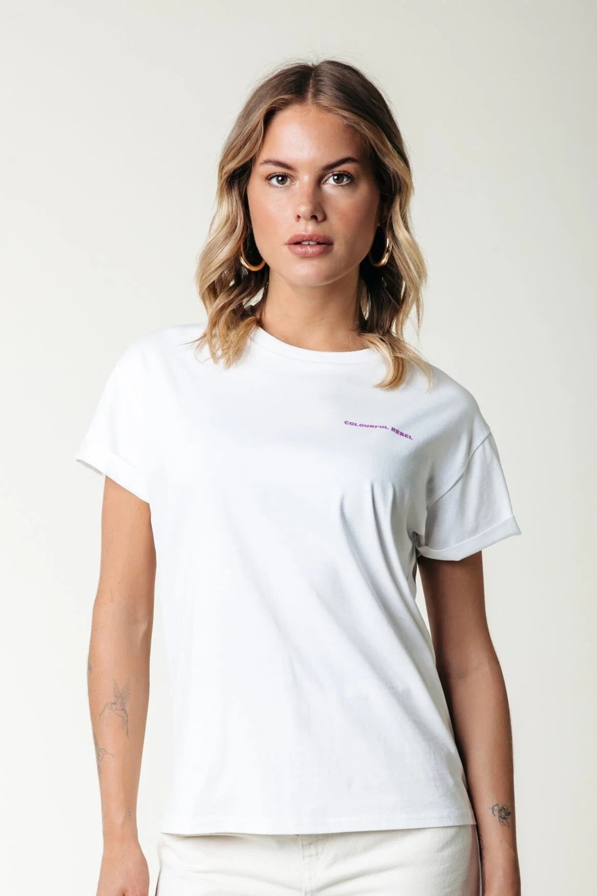 Colourful Rebel | Logo Circle T-shirt - Standard white (WT115939)