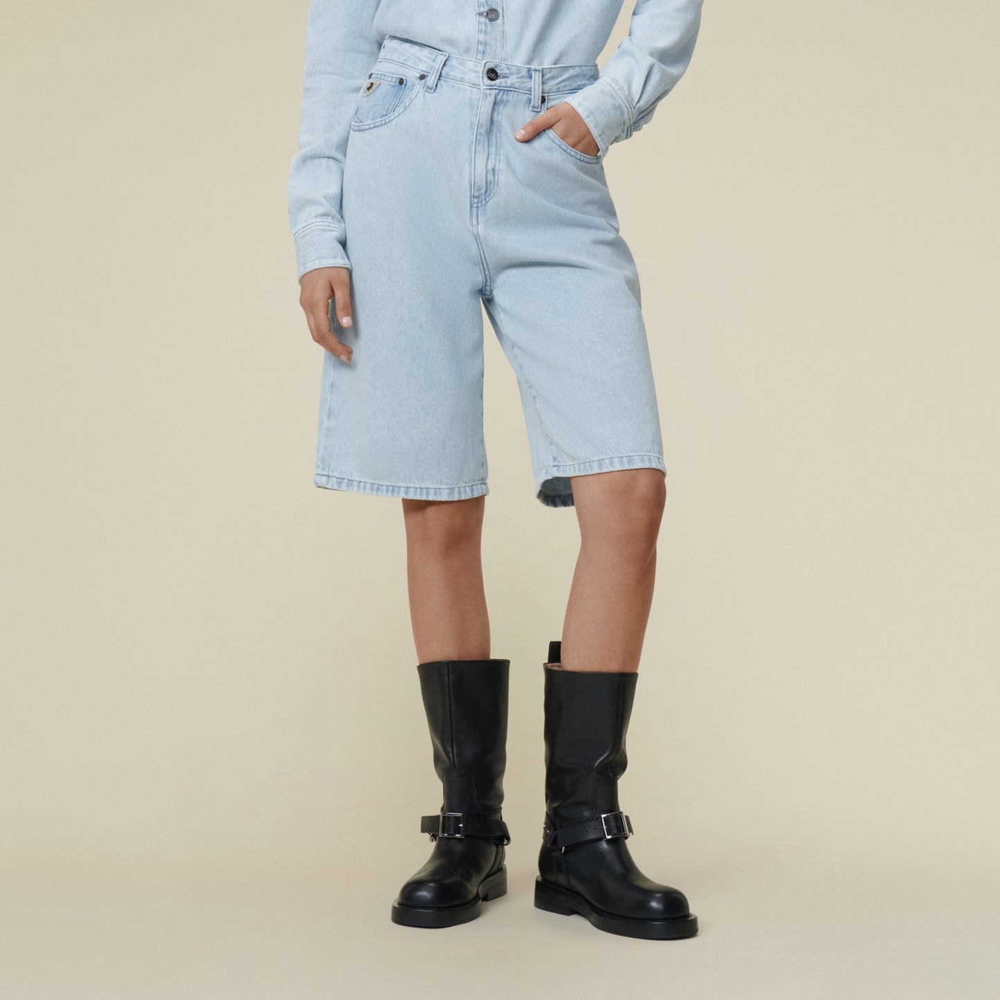 Lois Jeans | Camille Short - Snow Bleached (3320-7973)