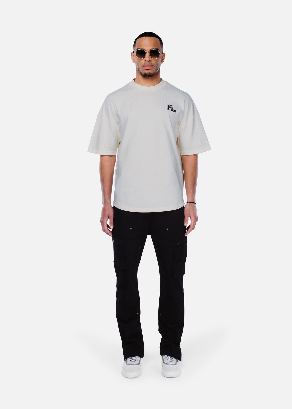 Off The Pitch | Carbon Oversized Tee - Off White