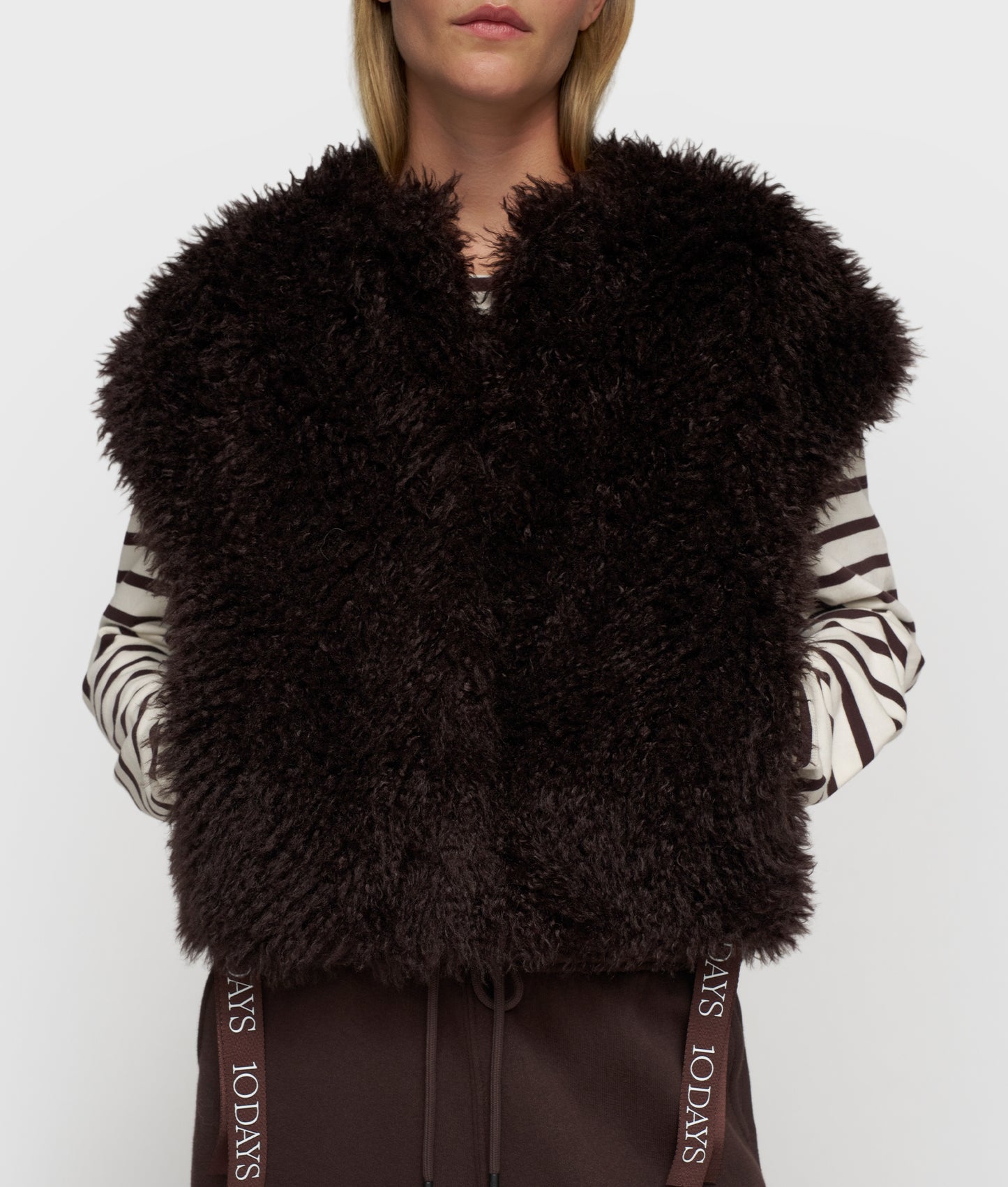 10Days | The Bobbie Gilet - Deep Wine (20-500-5204)