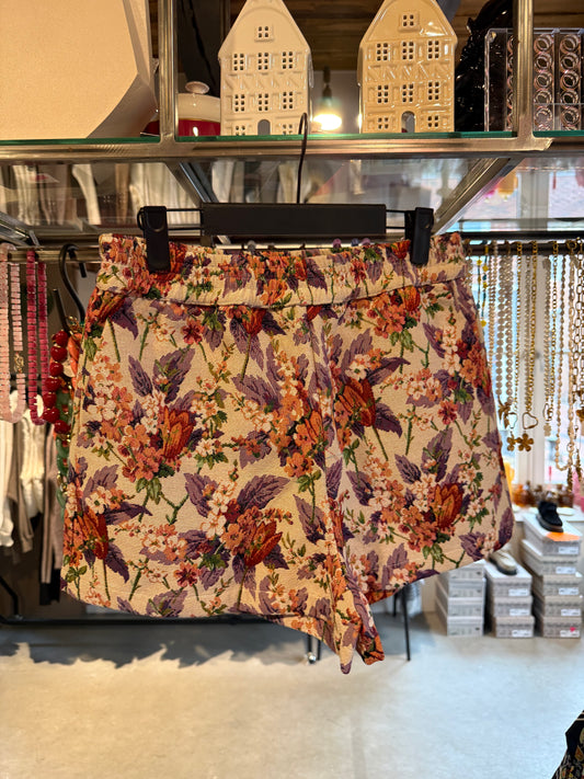 Colourful Rebel | Florance Floral Jacquard Short (WS317547) - Off White