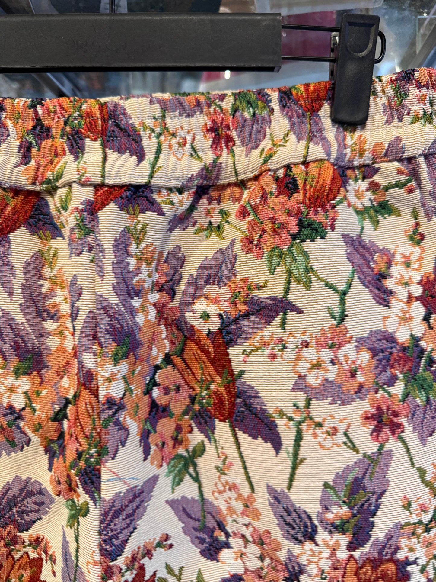 Colourful Rebel | Florance Floral Jacquard Short (WS317547) - Off White