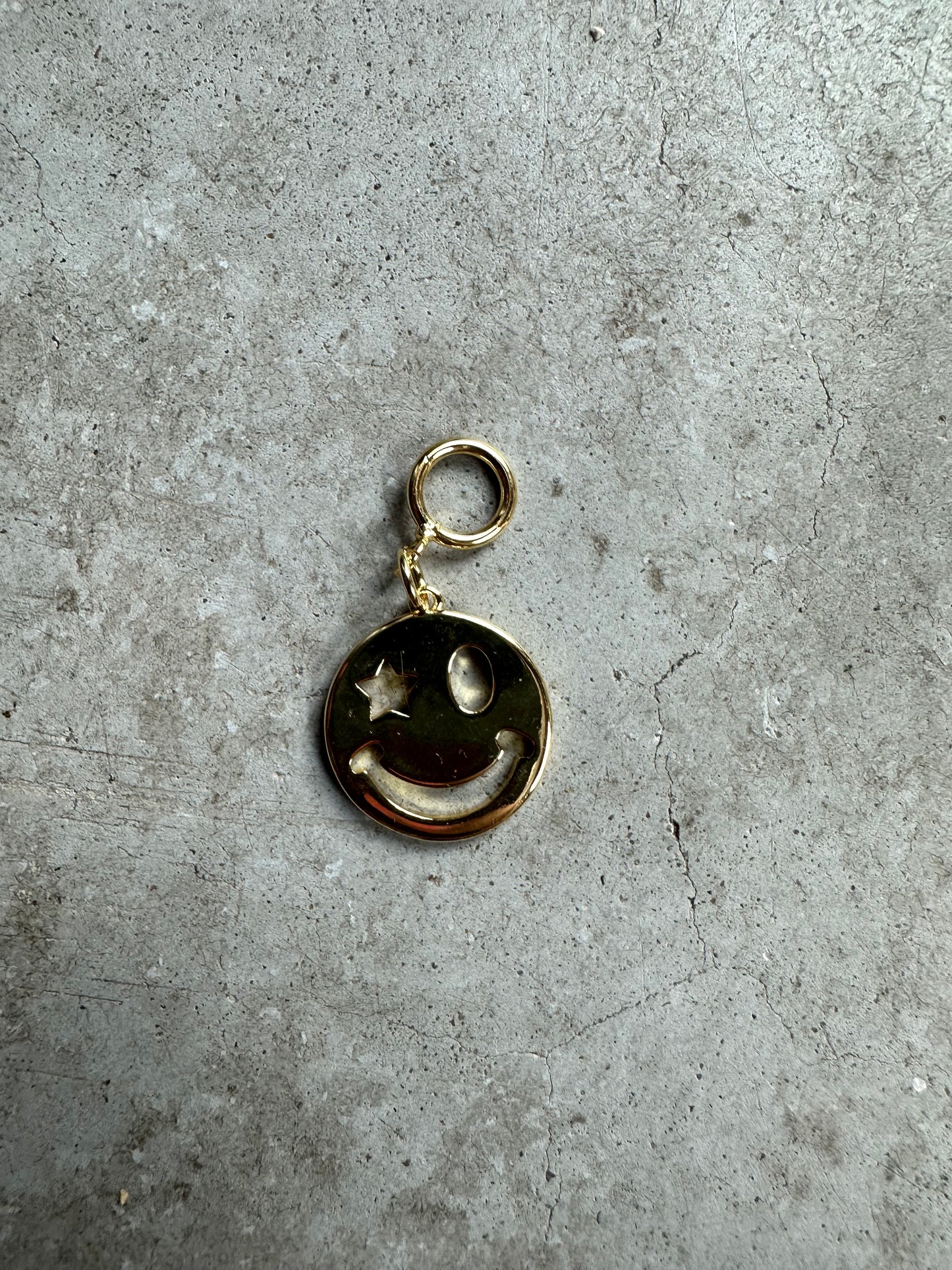 FÍ Dokkum | Smiley Bedels Goud | Meerdere Varianten