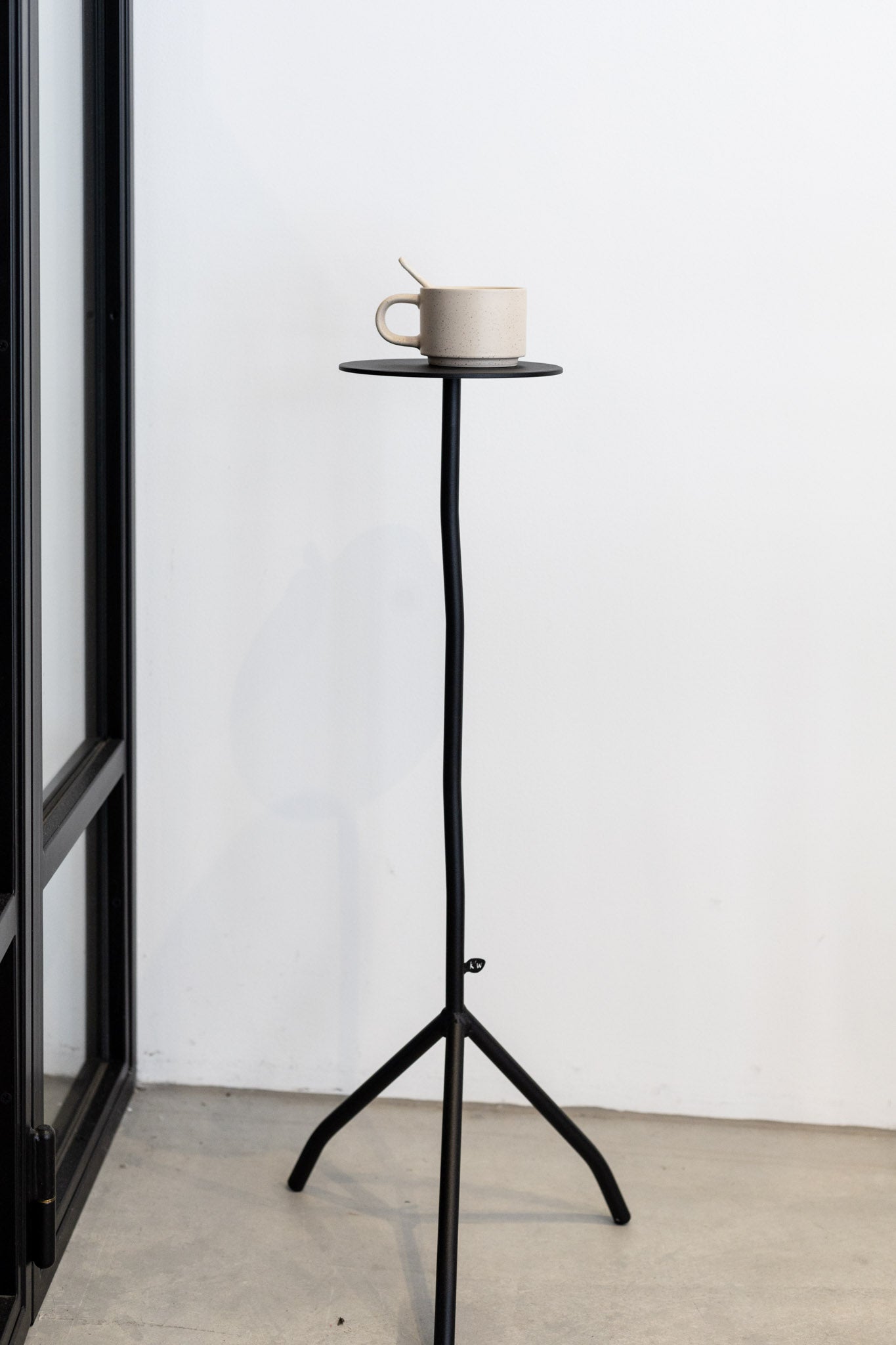 K'willeminhuis | De Mini Tafel - Zwart
