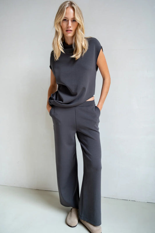Penn & Ink | Trousers - Charcoal (S25T1146)