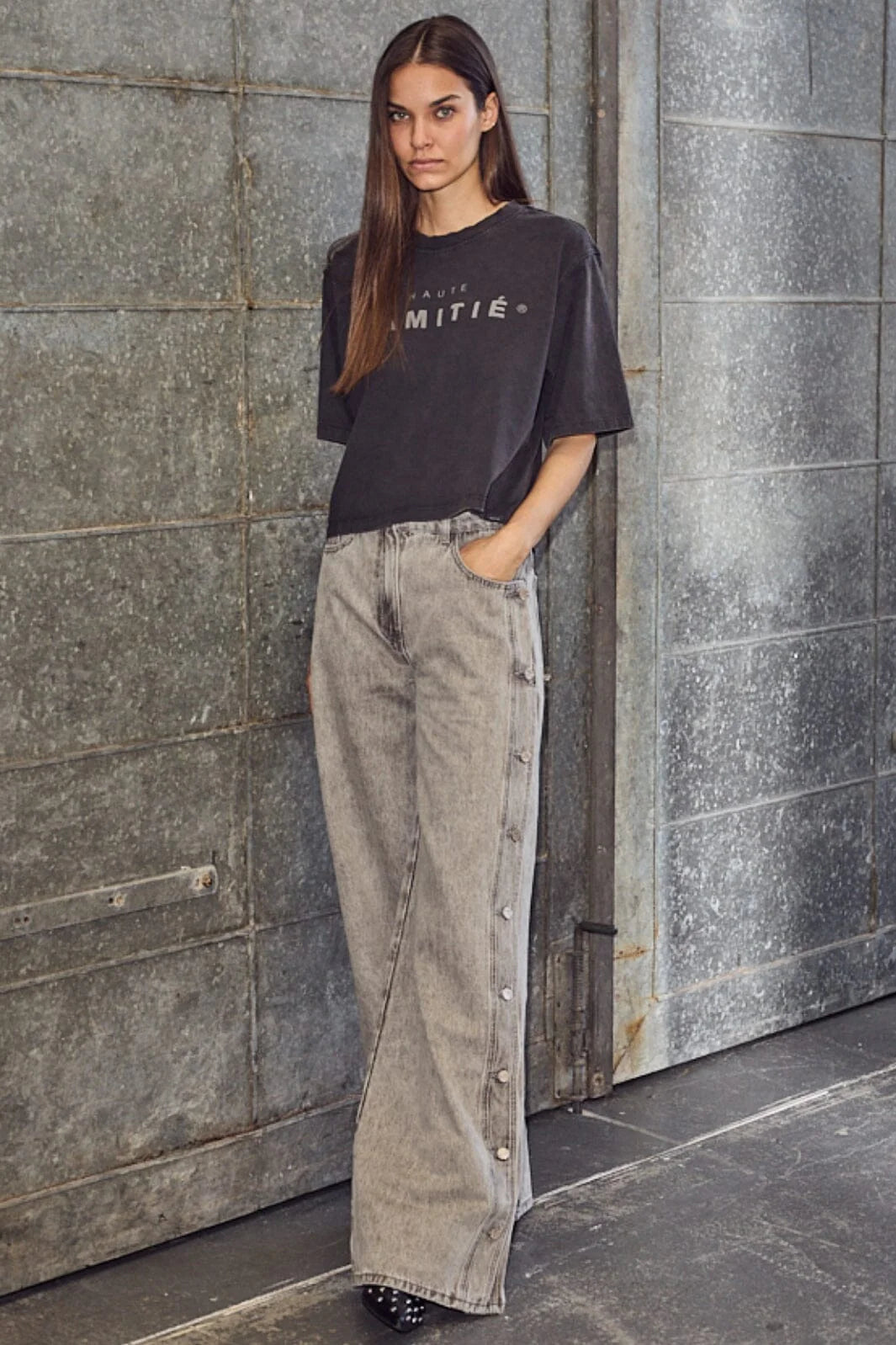 Haute L'Amitié | Side Panel Button Tall Jeans - Light Grey